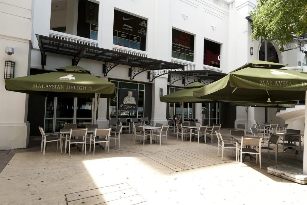 Aparthotel Profolio @ Straits Quay Tanjung Tokong Exterior foto