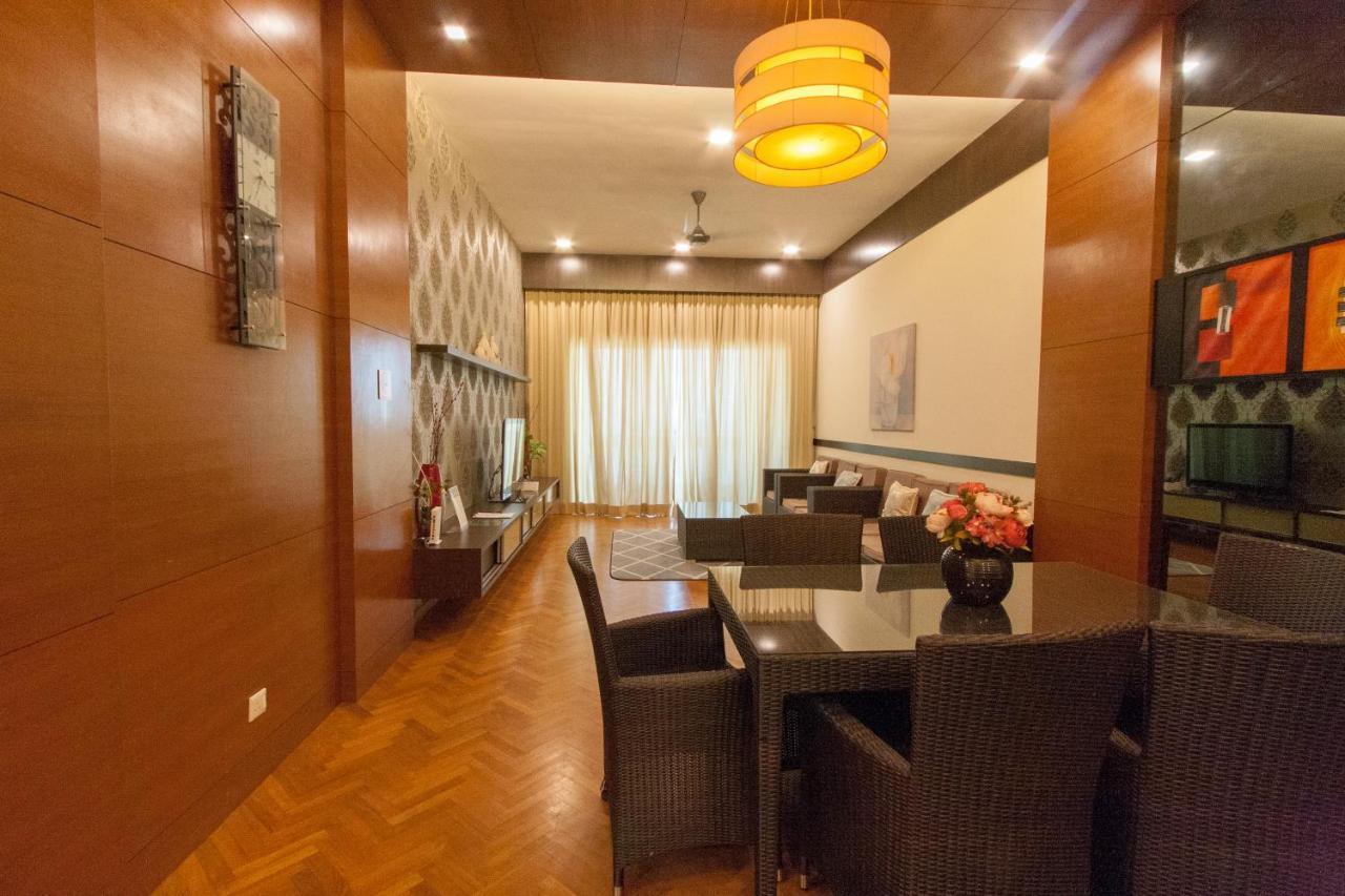 Aparthotel Profolio @ Straits Quay Tanjung Tokong Exterior foto